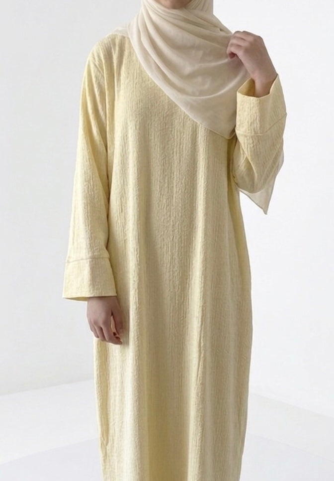 Annisa Abaya