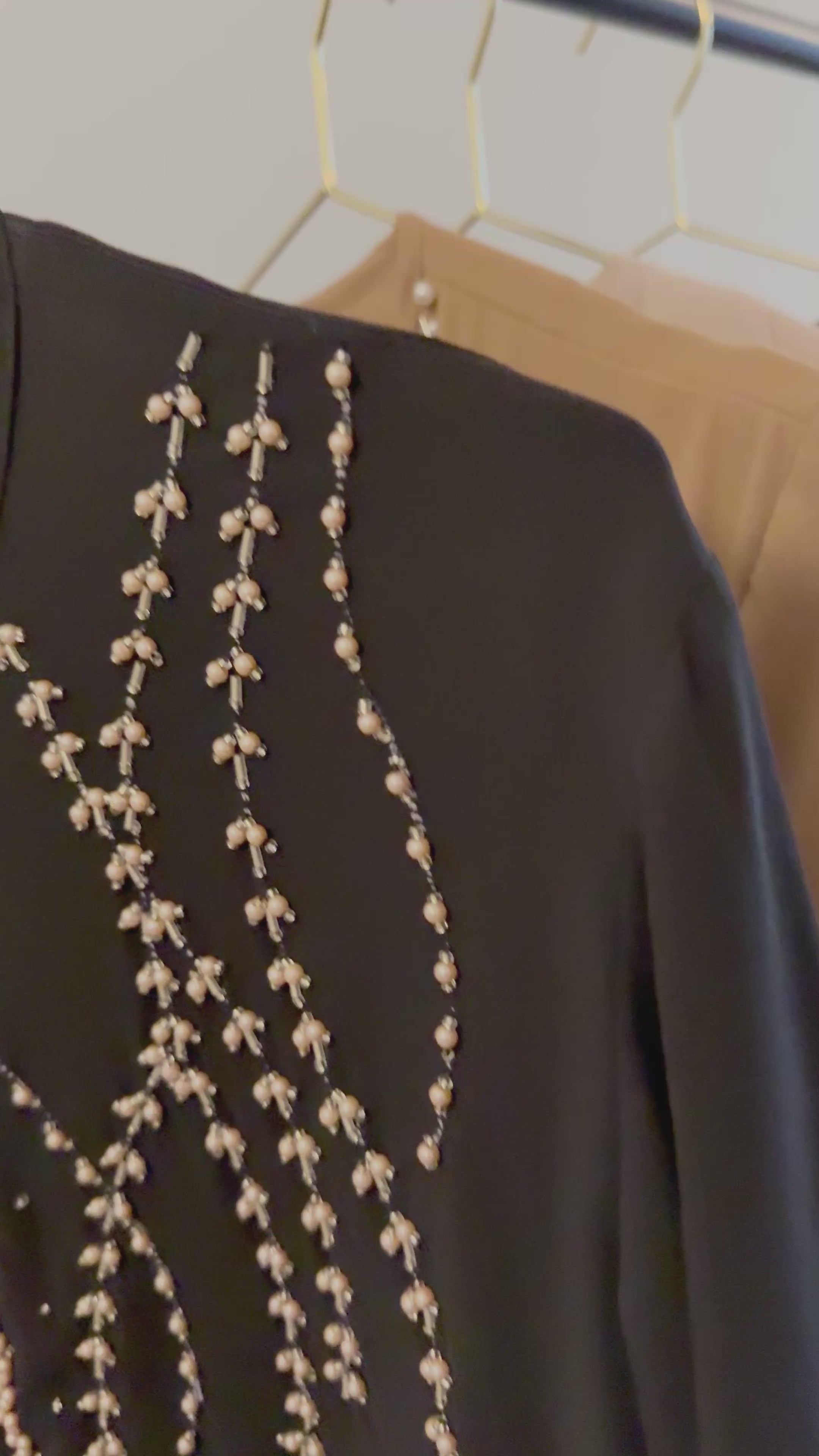 Nalla Abaya