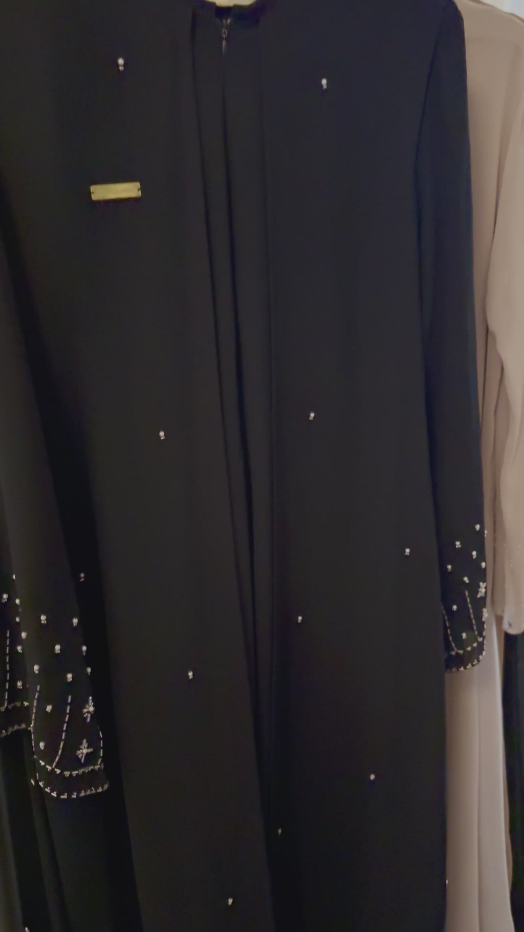 Namira Abaya